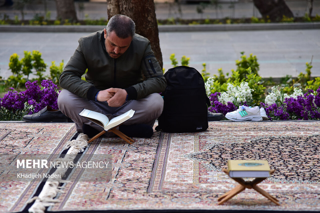 تلاوت قرآن در خانه تا تدریس در دانشگاه/ تاثیر قرآن کریم بر زندگی - خبرگزاری چراغونی | اخبار ایران و جهان