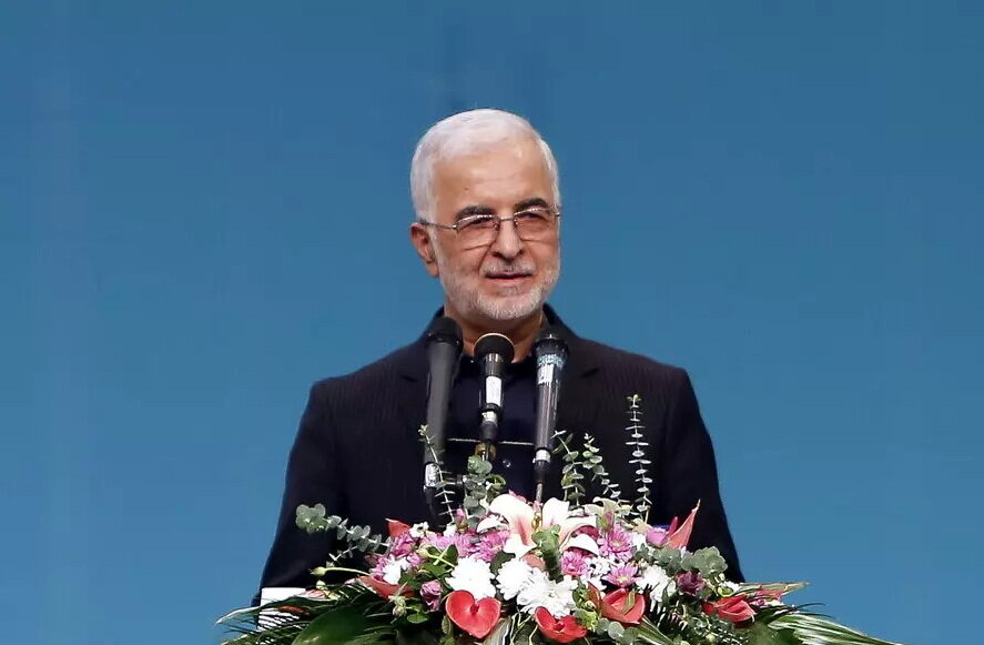 خودرو | تهران ۲ میلیون اتباع غیرمجاز در کشور داریم/با منع ورود خودروهای پلاک شهرستان به تهران مخالفم