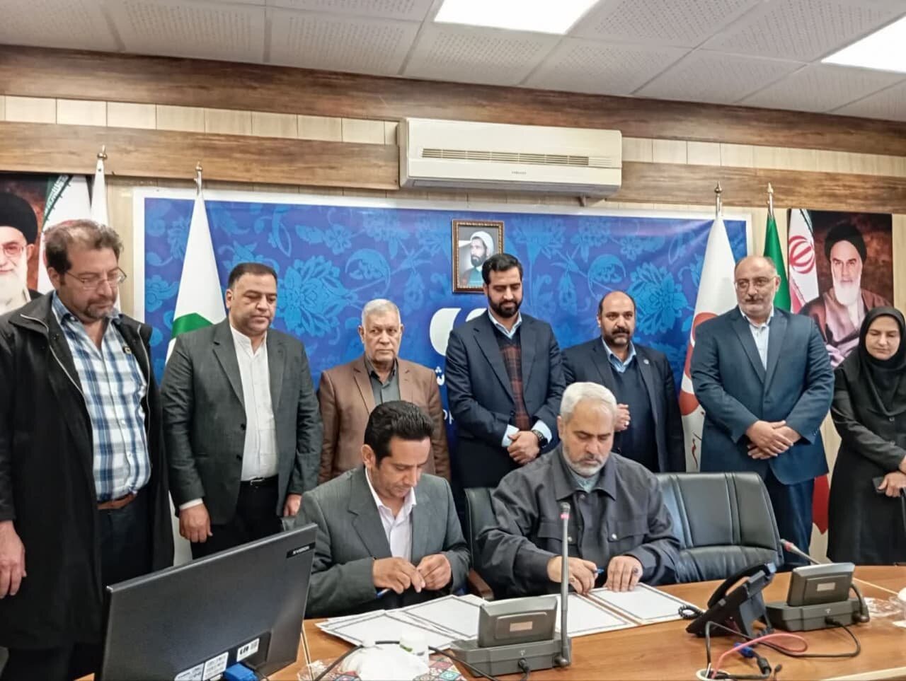 امضای تفاهمنامه مهارت آموزی و اشتغالزایی در صنایع پایین دستی مس کرمان - خبرگزاری مهر | اخبار ایران و جهان